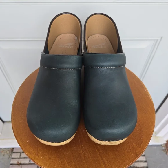 Dansko Professional Teal Natural Wood Leather Clog - Picture 3 of 8